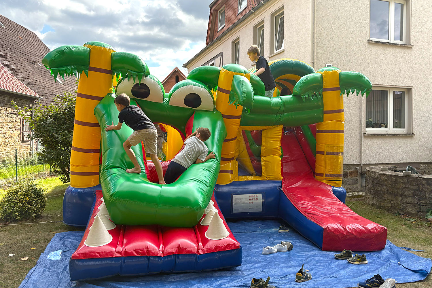 Hüpfburg